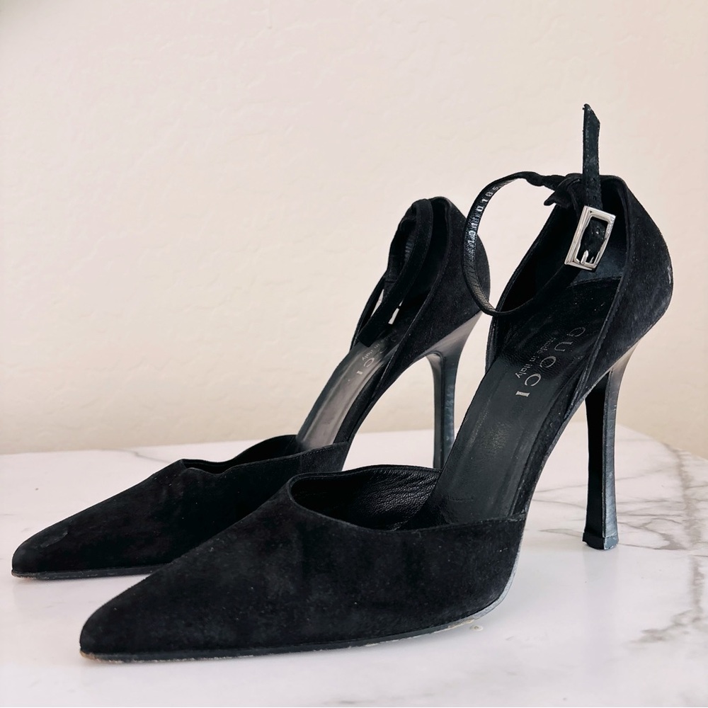 Gucci Black Suede Women's Heels‎ Size 37.5 C or 7.5
